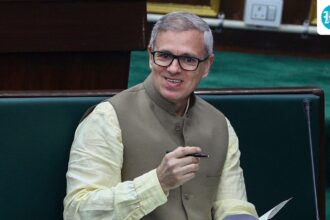 ‘there-should-be-a-presumption-of-innocence’:-omar-abdullah-on-kejriwal’s-dismissal-in-excise-policy-case