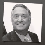 neil-sedaka,-“breaking-up-is-hard-to-do”-and-“laughter-in-the-rain”-singer-songwriter,-dies-at-86