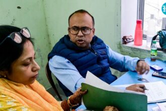 ec-begins-publishing-post-sir-voter-lists-in-bengal,-region-wise:-what-we-know-so-far
