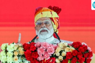 modi-launches-hpv-vaccination-program,-attacks-congress-for-defaming-india