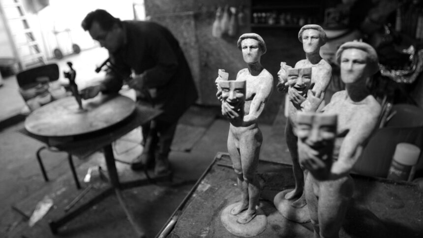 the-screen-actors-guild-has-a-long-history.-why-edit-it-out-of-the-award-show-name?