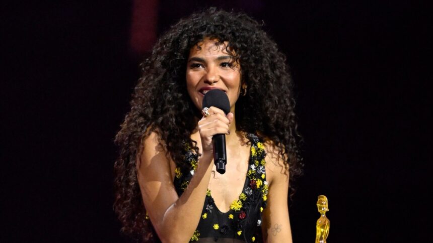 brit-awards-2026-olivia-deen-rules-the-evening-with-wins-for-artist-and-album-of-the-year | GIBN brit-awards-2026:-olivia-deen-rules-the-evening-with-wins-for-artist-and-album-of-the-year