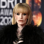 kelly-osbourne-responds-to-the-“cruelty”-caused-by-her-appearance:-“i-am-currently-experiencing-the-most-difficult-time-in-my-life”