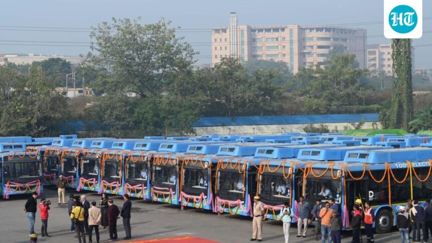 the-free-pink-mobility-card-that-president-murmu-will-launch-today-everything-you-need-to-know-about-the-card | GIBN the-free-pink-mobility-card-that-president-murmu-will-launch-today,-everything-you-need-to-know-about-the-card