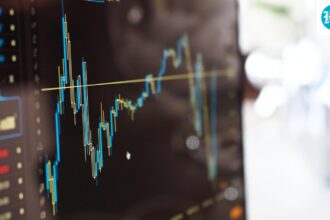 sensex-and-nifty-crash:-why-is-the-indian-stock-market-falling-today?