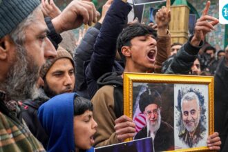 “black-flags-will-be-raised-on-homes”:-all-india-shia-majlis-protests-khamenei’s-death