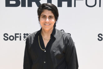 gwyneth-paltrow’s-business-partner-attacks-democrats-over-their-criticism-of-iran