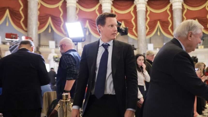 europe-wont-reject-the-paramount-warner-brothers-deal-but-it-may-keep-david-ellison-waiting | GIBN europe-won’t-reject-the-paramount-warner-brothers-deal,-but-it-may-keep-david-ellison-waiting