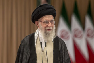 iranian-film-directors-in-the-diaspora-celebrate-khamenei’s-death:-“everyone-is-very-happy-about-the-death-of-the-dictator”