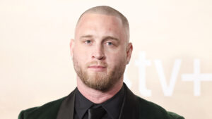 chet-hanks-is-asking-the-internet-to-‘liberate-me’-after-he-was-left-‘stranded’-on-his-passport-in-colombia