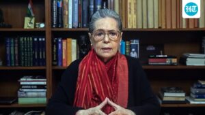 sonia-gandhi-questions-pm-modi’s-visit-to-israel,-criticizes-centre’s-‘disturbing-silence’-on-khamenei’s-killing
