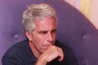 the-journalist-who-became-the-face-of-epstein’s-suspicions