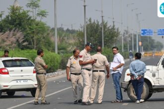 a-rape-accused-shoots-a-17-year-old-victim-in-basti-in-up