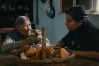 is-this-a-talking-mushroom?-trippy-sci-fi-doc-‘daughters-of-the-woods’-movie-about-native-fungi-experts-will-make-you-wonder-(exclusive-trailer)