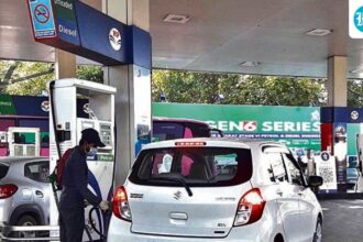 petrol-and-diesel-prices-today:-hyderabad-tops-mrt-list,-delhi-remains-cheapest