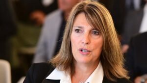 itv-still-in-sky-deal-talks,-reports-slight-fall-in-studio-profits-over-full-year,-5-percent-fall-in-advertising-revenue