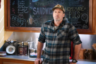 why-scott-patterson-says-he’s-leaving-‘sullivan’s-crossing’:-‘creative-differences-have-become-untenable’