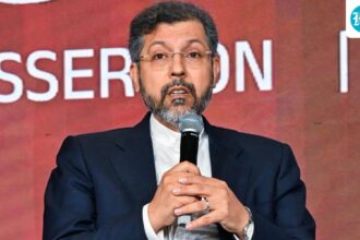 iranian-deputy-foreign-minister:-the-us-sinking-of-iris-dena-will-not-go-unpunished