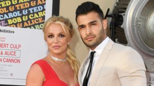 why-did-britney-spears-and-sam-asghari-break-up?-everything-we-know-about-their-divorce
