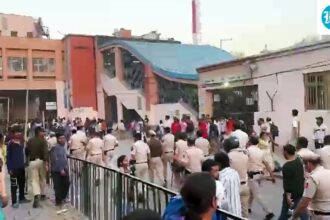 burning-vehicles,-blocking-roads:-protests-in-uttam-nagar-after-man-was-beaten-to-death-on-holi