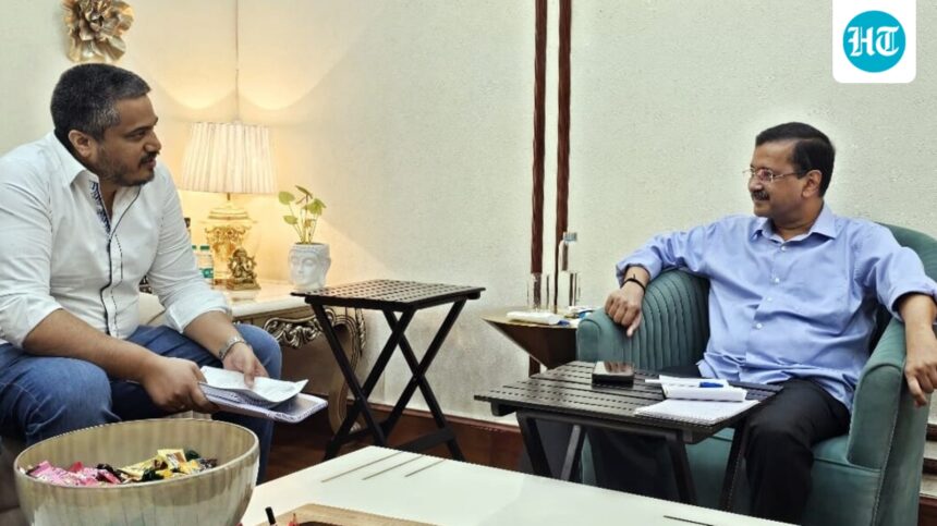 rohit-pawar-meets-arvind-kejriwal-to-discuss-investigation-into-ajit-pawar’s-death,-says-he-will-meet-rahul-next:-‘he-was-surprised’