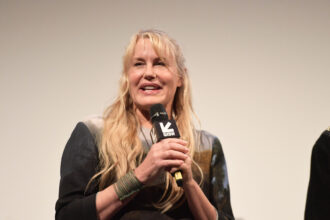 daryl-hannah-attacks-ryan-murphy,