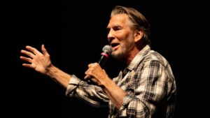 kenny-loggins-doc-by-dori-berinstein-to-world-premiere-at-hot-docs