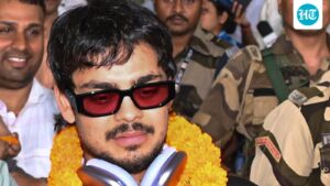 ‘useless-question’:-ishan-kishan-toilet-winner-in-dispute-as-azad-objects-to-trophy-being-taken-to-hindu-temple-|-he-watches