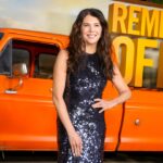 lauren-graham-explains-the-choice-to-go-“against-type”-in-recent-projects:-“if-there-had-been-more-lorelai-to-do,-the-faxes-wouldn’t-have-been-as-good.”