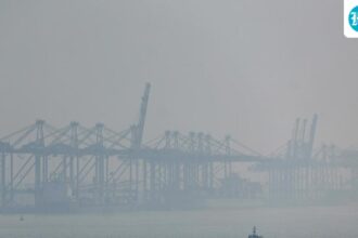 relief-measures-for-stranded-indian-shipping-companies-heading-to-west-asia