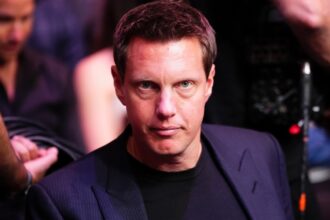 david-ellison-visits-warner-bros.,-admits-‘troubled’-start-in-meeting-with-executives-(exclusive)