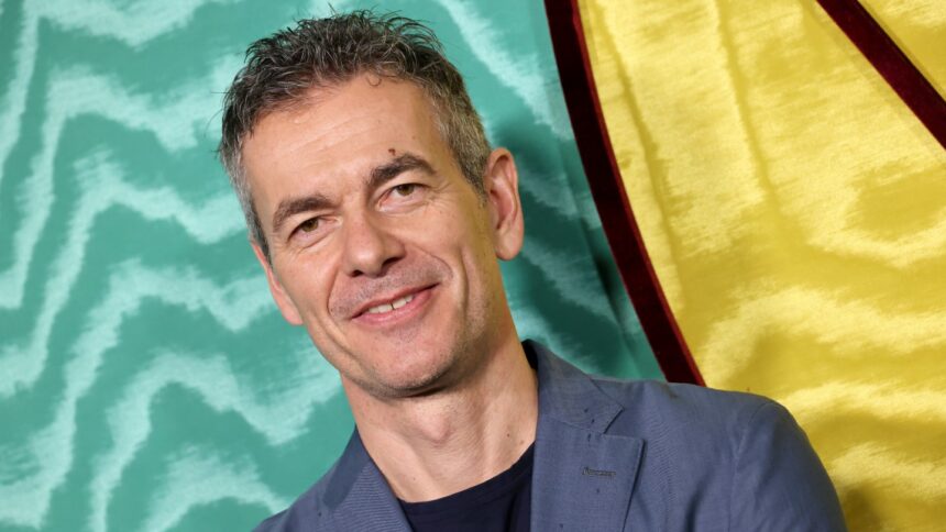 paley-center-honors-warner-music-group’s-robert-kinkel,-vivendi’s-arnaud-de-puyfontaine,-and-charlie’s-angels-at-spring-gala