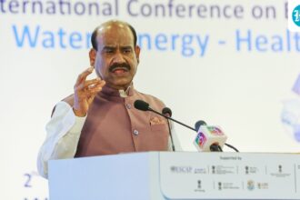 defeat-of-no-confidence-motion-against-lok-sabha-speaker-om-birla;-amit-shah-hits-rahul-gandhi