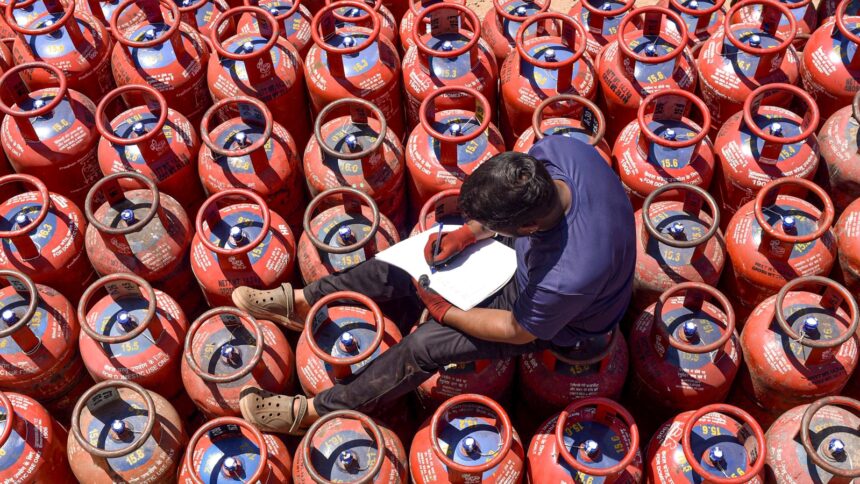 amid-hotel-closures,-center-says-some-commercial-lpg-cylinders-‘will-be-released’