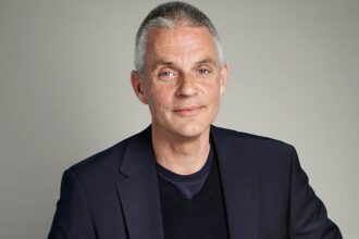 bbc-needs-‘more-scale’,-‘radical’-funding-reform-and-‘reinvention’-amid-‘brutal’-financial-outlook-and-crisis-of-confidence,-says-outgoing-boss