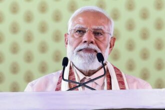 ‘exposing-themselves’:-pm-modi-criticizes-opposition-amid-‘panic’-over-lpg-shortage