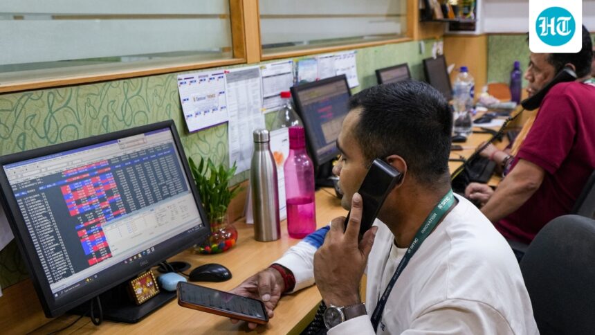 the-sensex-and-nifty-fell-sharply-on-fears-of-oil-shortages,-according-to-a-trump-administration-investigation