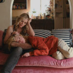 ‘margo’s-got-money-troubles’-movie-review:-elle-fanning-and-michelle-pfeiffer’s-sparkle-in-apple’s-offbeat-family-drama