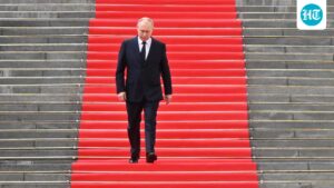 it’s-an-advantage-for-russia-as-trump’s-war-on-iran-hits-oil-economy,-‘no-matter-how-cynical-it-sounds’-|-he-explained