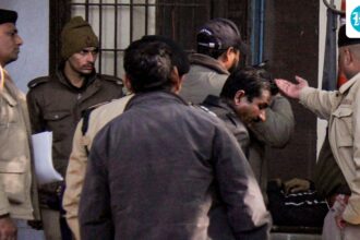 a-class-10-girl-died-after-falling-from-the-third-floor-of-a-school-building-in-karnataka