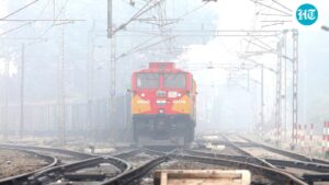 a-nagpur-bound-express-train-derailed-in-mp,-and-a-major-tragedy-was-averted-due-to-the-vigilance-of-the-driver