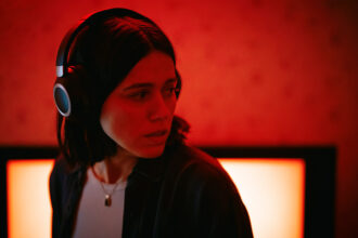 ‘undertone’-filmmaker-ian-tuason-predicted-his-feature-debut’s-mid-seven-figure-deal-with-a24