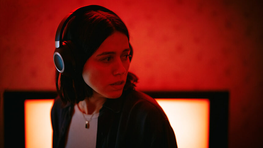 ‘undertone’-filmmaker-ian-tuason-predicted-his-feature-debut’s-mid-seven-figure-deal-with-a24