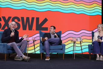 larry-david-describes-collaborating-with-obama-on-hbo-series:-‘i’m-the-boss-here’