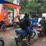 “petrol-and-diesel-are-available-at-all-outlets”:-government-issues-warning-amid-fears-of-fuel-shortages