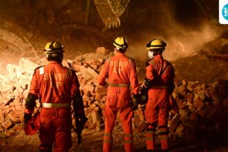 cold-storage-warehouse-collapse-in-prayagraj-leaves-4-dead-and-14-injured;-it-leads-to-ammonia-gas-leakage