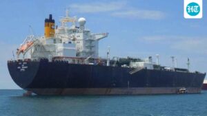two-lpg-ships-from-the-uae-and-an-oil-tanker-from-saudi-arabia-head-to-india-to-fill-the-supply-gap.