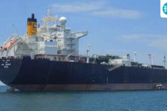 two-lpg-ships-from-the-uae-and-an-oil-tanker-from-saudi-arabia-head-to-india-to-fill-the-supply-gap.