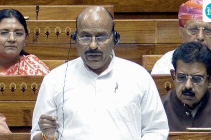 parliament-divided-over-transgender-bill:-government-praises-reform,-opposition-calls-it-“cruel”