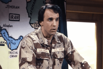 ‘snl’-alum-kevin-nealon-slams-cast-members-who-break-down-during-sketches:-‘it-doesn’t-work’